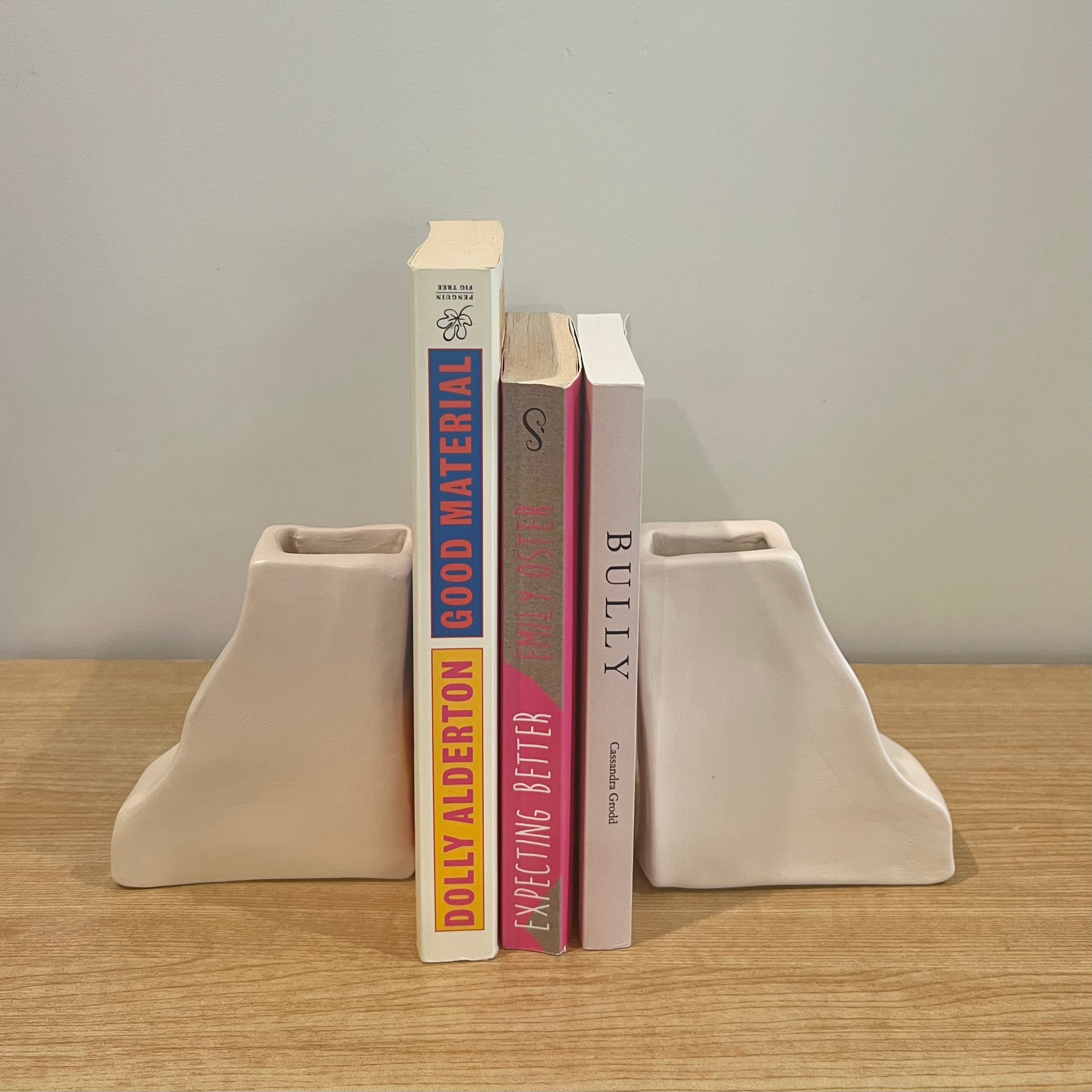 Make book ends for your place using our template