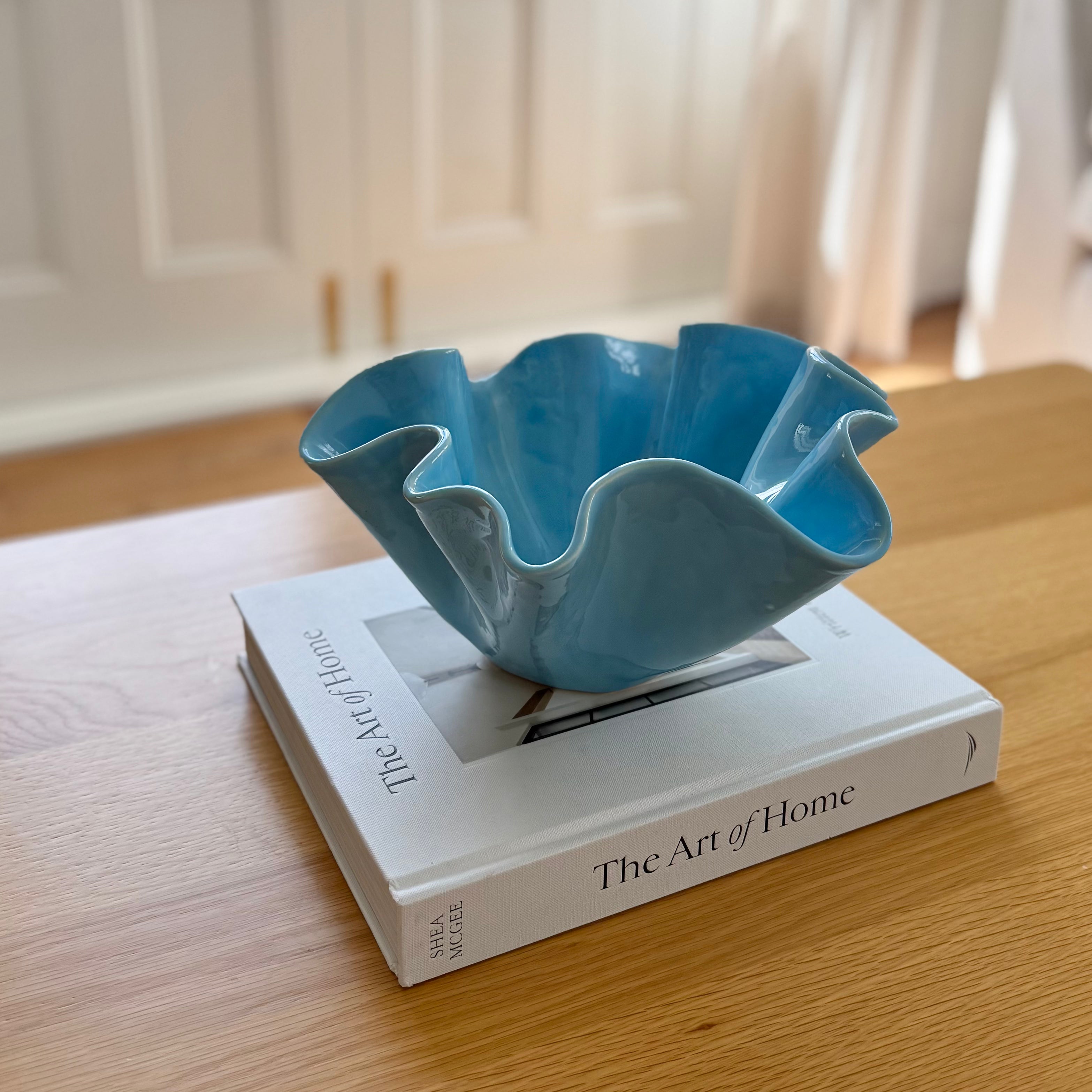 Wave sculpture